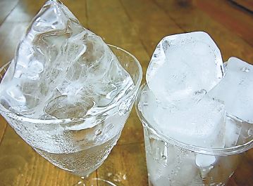 お店の氷はなぜ透明？【疑問氷解】