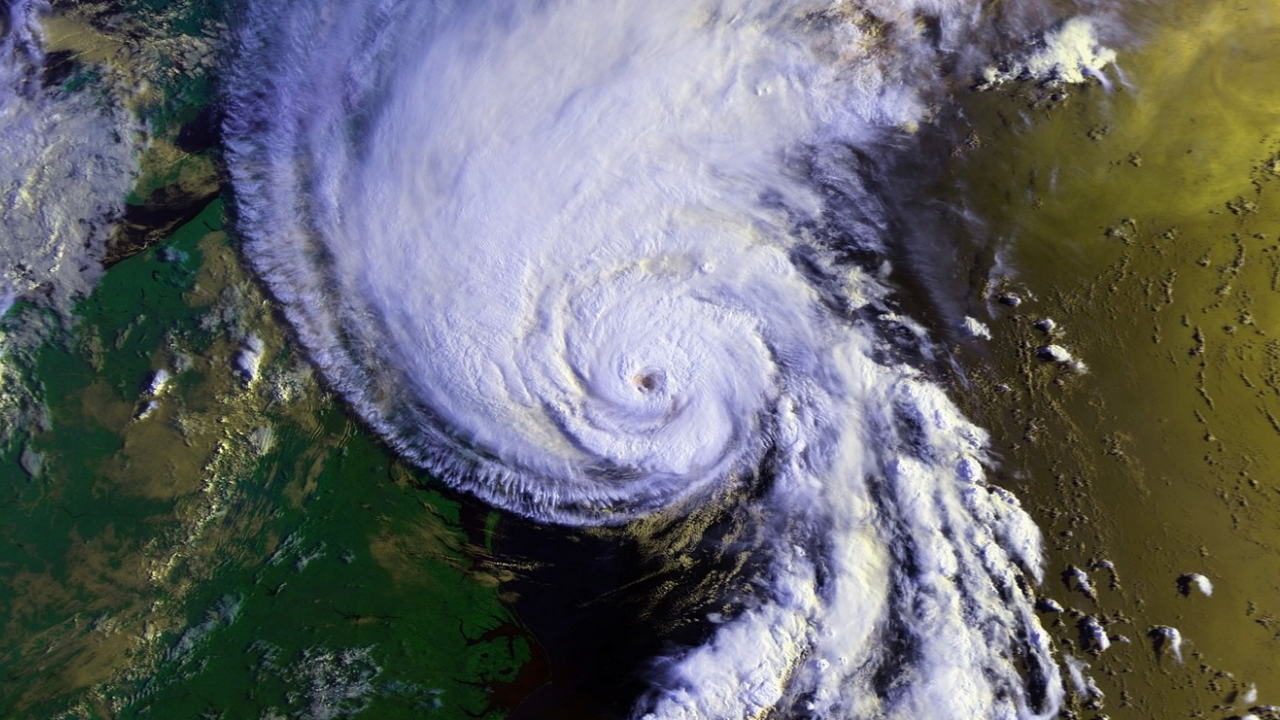 台風が進む右側で風が強いのはなぜ？【疑問氷解】