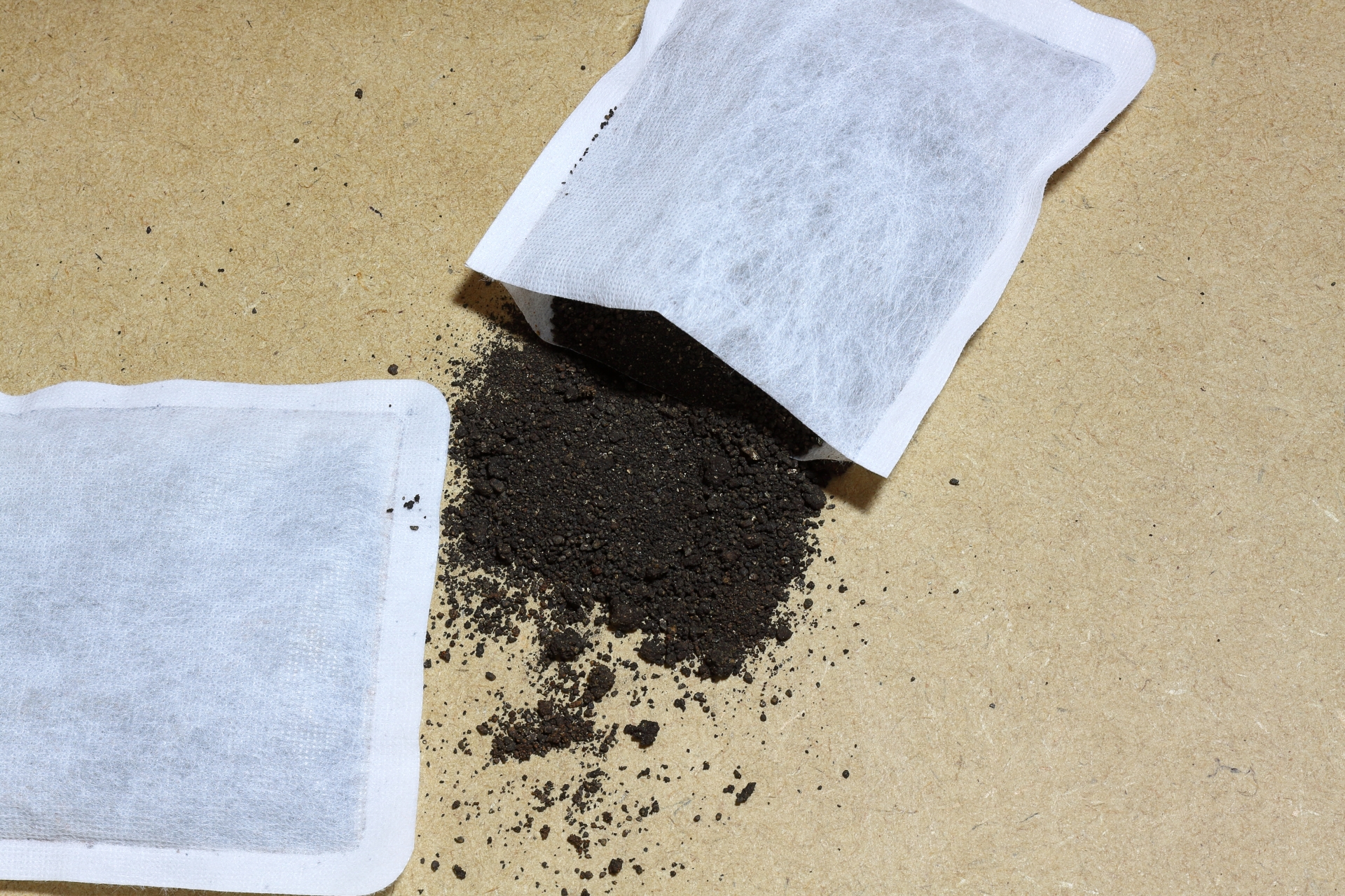 使い捨てカイロ　温かくなるのはなぜ？【疑問氷解】