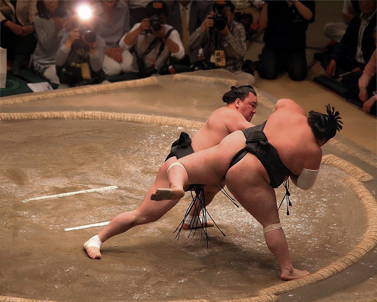 大相撲の決まり手っていったい何なの？【大相撲中継キッズ】
